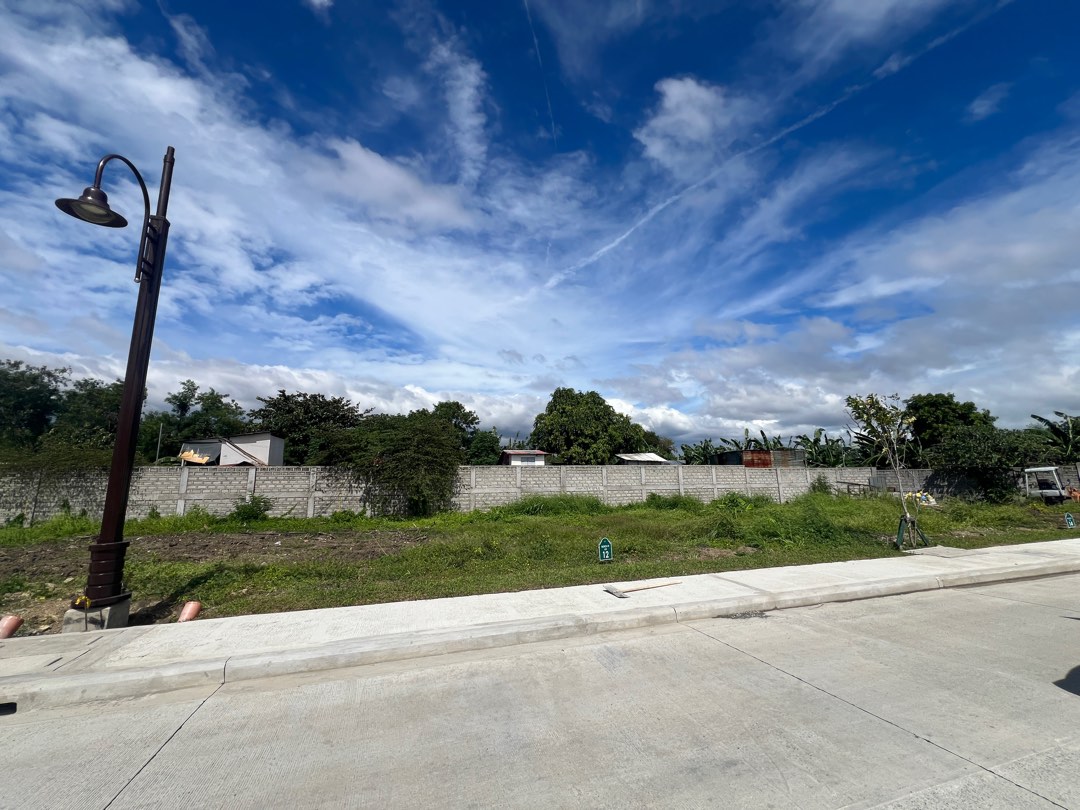 (Category: ) located in . Submitted by mikekingsu.leadrealty (Listing ID 1325548688, Image 1). Description: .