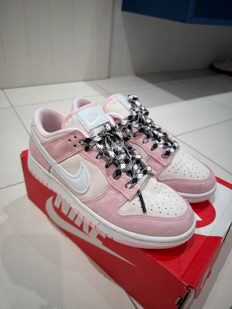 Nike Women Dunk Low LX (Category: Sneakers) located in Mandaluyong City. Submitted by jenkrz (Listing ID 1346888947, Image 3). Description: Used once Size Women’s US 8.5.