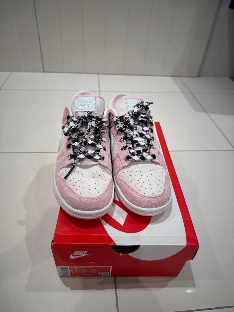 Nike Women Dunk Low LX (Category: Sneakers) located in Mandaluyong City. Submitted by jenkrz (Listing ID 1346888947, Image 2). Description: Used once Size Women’s US 8.5.