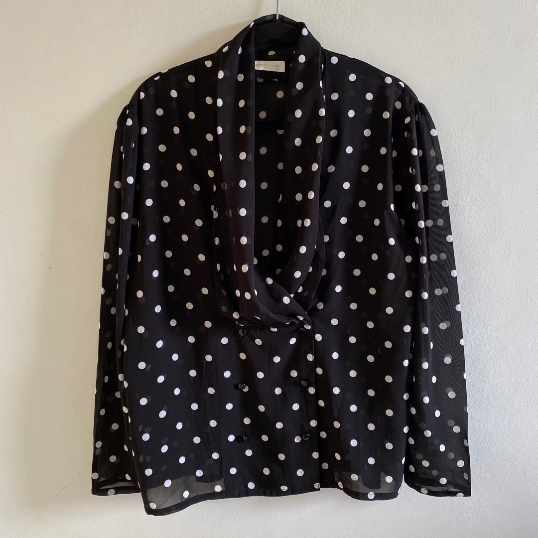 Polka Dot Top (Category: Others Tops) located in Cebu City. Submitted by elainedmd (Listing ID 1346922998, Image 1). Description: Good as new Fits S-M frames In great condition Last price posted 160PHP Loc: Labangon, Cebu Citg.