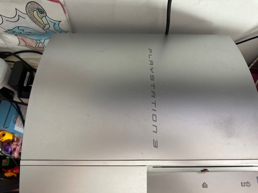 PS3 + Console (Category: Media Streamers & Hubs) located in Singapore. Submitted by seagull0123 (Listing ID 1346931971, Image 2). Description: I am selling this console because the kids drown up and don’t play them anymore. Set is still in working condition, coming along with 2 used (working) console and one brand new console. Free next day delivery is also available if required! Nego available ✨.
