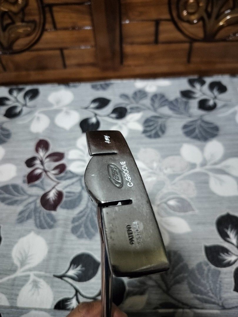 Putter blade Amy, Sports Equipment, Sports & Games, Golf on Carousell