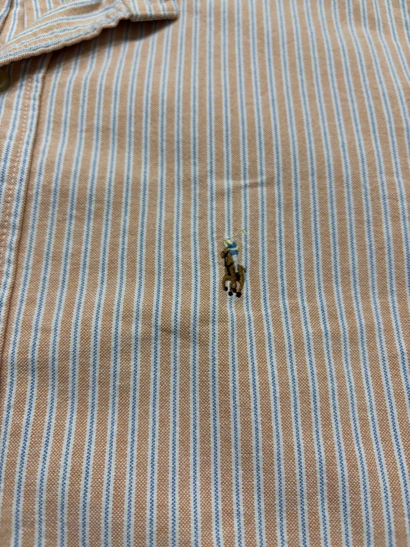 RL Button down (Category: Formal Shirts) located in Las Pinas. Submitted by cookiedump (Listing ID 1346930982, Image 2). Description: Dimes : Pit to pit - 21.5” Length - 32” Sleeves - 23”.