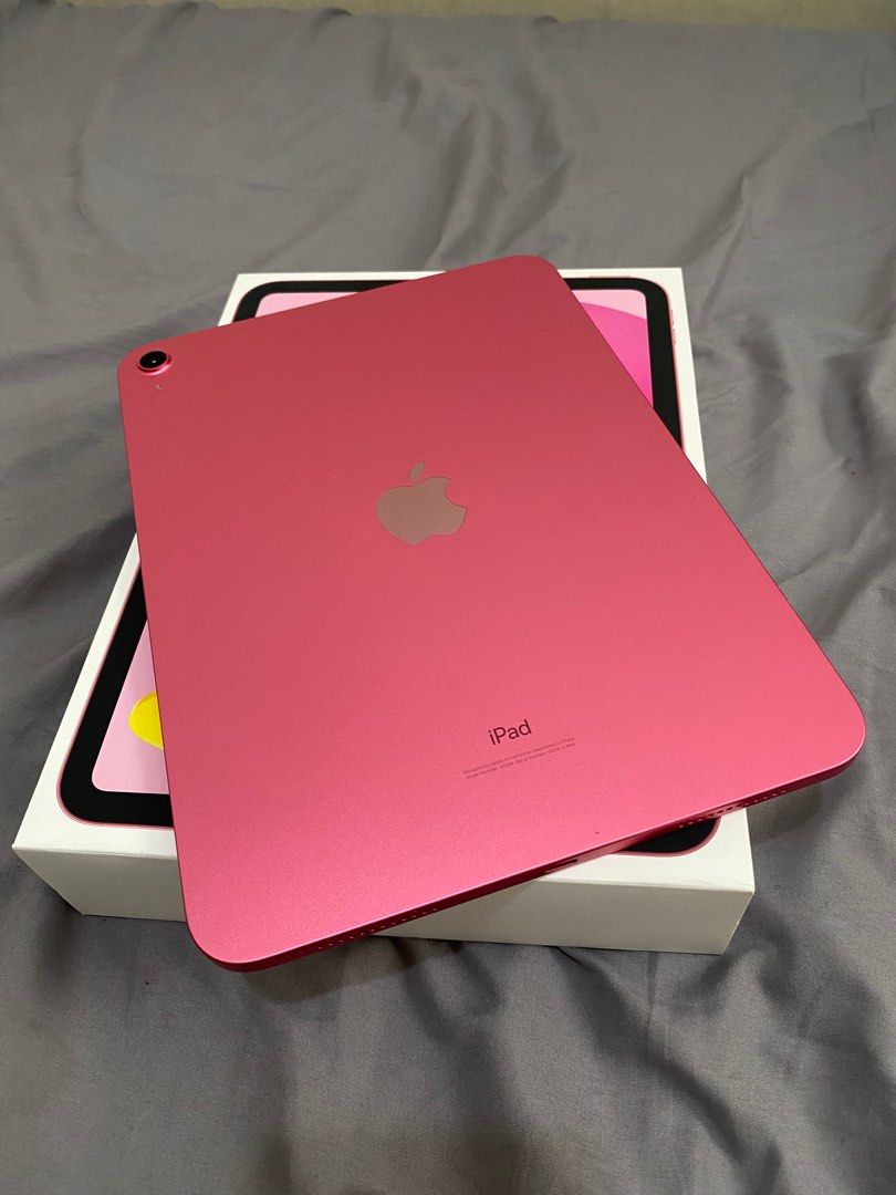 Rush sale! Ipad 10th Gen (Category: iPad) located in Manila. Submitted by cheechako (Listing ID 1347067137, Image 1). Description: With box and unit charger 64gb DM for inquiries No issues.