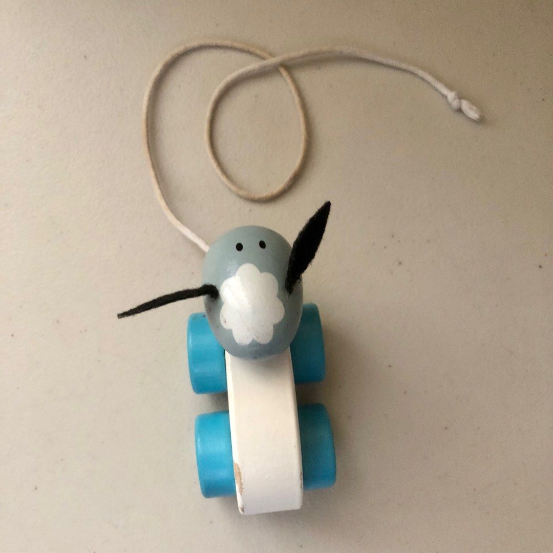 Sheep Wooden Pull Along Toy (Category: Infant Playtime) located in Imus. Submitted by dyelinn (Listing ID 1346899387, Image 3). Description: ✨PRELOVED 🇬🇧 Sheep Pull Along Toy Flaws: Paint chips and scratches .