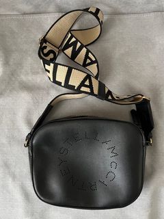 （分類：）位於 。 由 aki885 提交（商品編號 1346918664，圖片 1）。簡介： 。