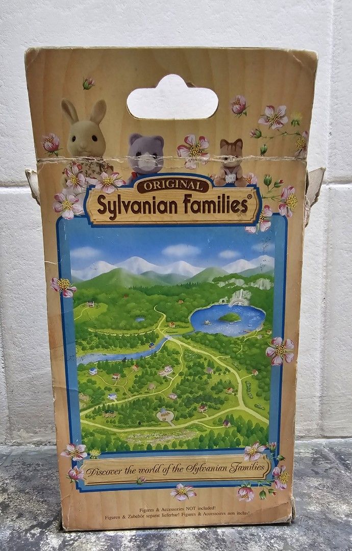SYLVANIAN FAMILIES Square Table & Chairs Set (Category: Kids Toys) located in Quezon City. Submitted by charliebrown_olx (Listing ID 1347036849, Image 3). Description: Classification: New, Unused Condition: Mint on Non-Mint Box TERMS & CONDITIONS: 1. C.O.D. Can meet buyers at - Del Monte Ave, Q.C. - Mla Memorial Park Sucat - Weekends 2. Shipping c/o buyer. 3. Prices are Final. 4. Respect the Ad. TFL!.