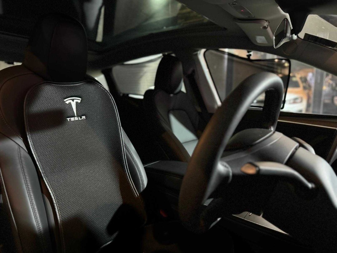 Tesla MODEL Y SR RWD Auto62866876174465114
