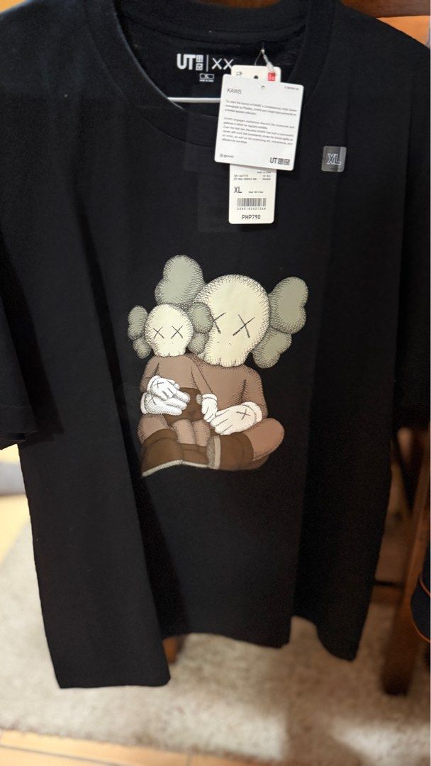 Uniqlo Kaws Shirt (Category: Tshirts & Polo Shirts ) located in Pasig City. Submitted by mayandg (Listing ID 1347008112, Image 1). Description: .