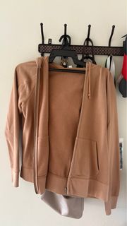 (Category: ) located in . Submitted by munirasyafiqa (Listing ID 1346880981, Image 1). Description: .