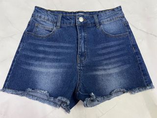 (Category: ) located in . Submitted by v.preloved20 (Listing ID 1346993030, Image 1). Description: .