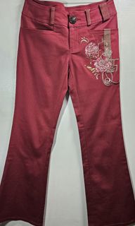 由 afni.fashion (刊登 ID 1346890622，圖片 1) 提交，位於 的 (類別：)，說明：。