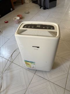 （分類：）位於 。 由 espadaydaga 提交（商品編號 1347118344，圖片 1）。簡介： 。