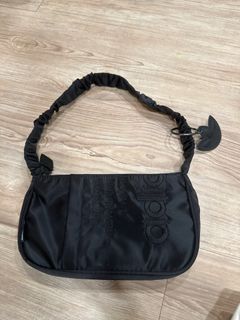 (Category: ) located in . Submitted by xinprelovedshop (Listing ID 1347238730, Image 1). Description: .