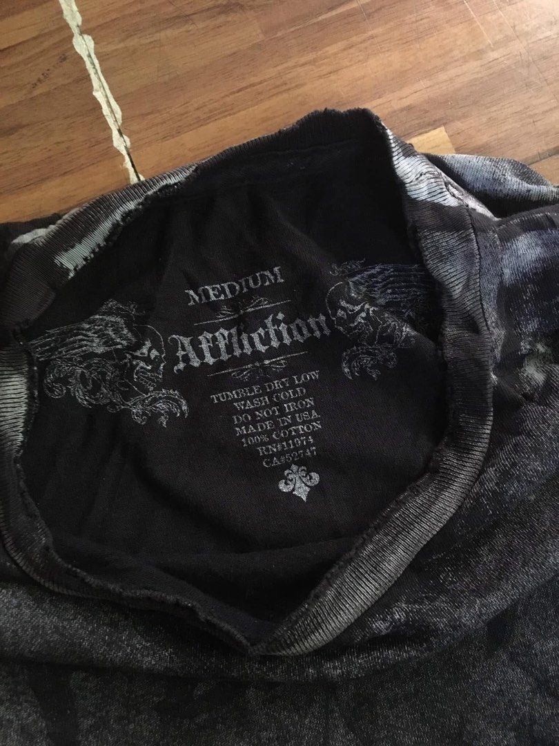 AFFLICTION (Category: Tshirts & Polo Shirts ) located in Manila. Submitted by findph09 (Listing ID 1347261401, Image 3). Description: Affliction live fast Size M on tag dimes 21x26 Excellent to new condition No issue Color rate 10/10 .