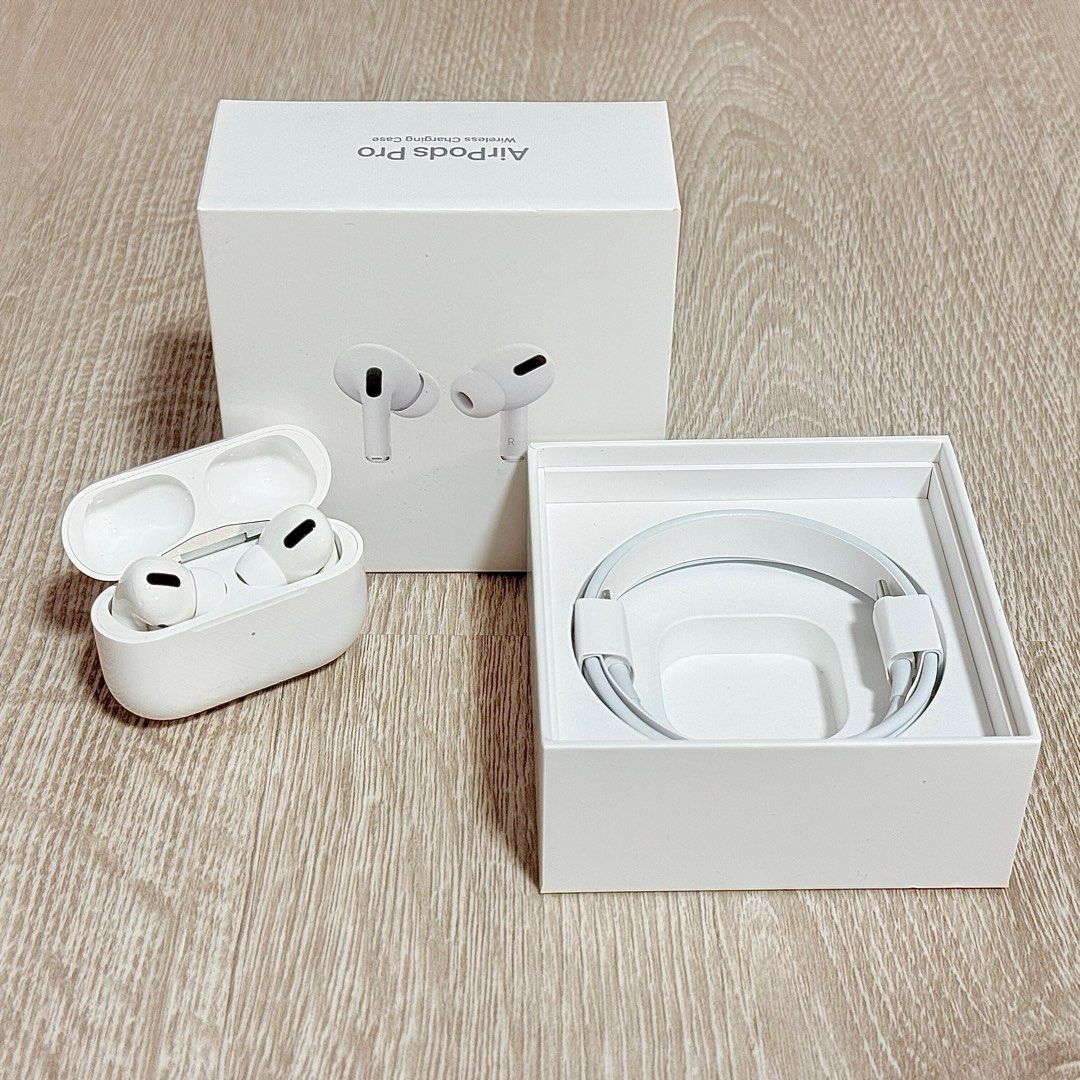 AirPods pro 一代 附全新的 type c to lightning 充電線與原廠外盒