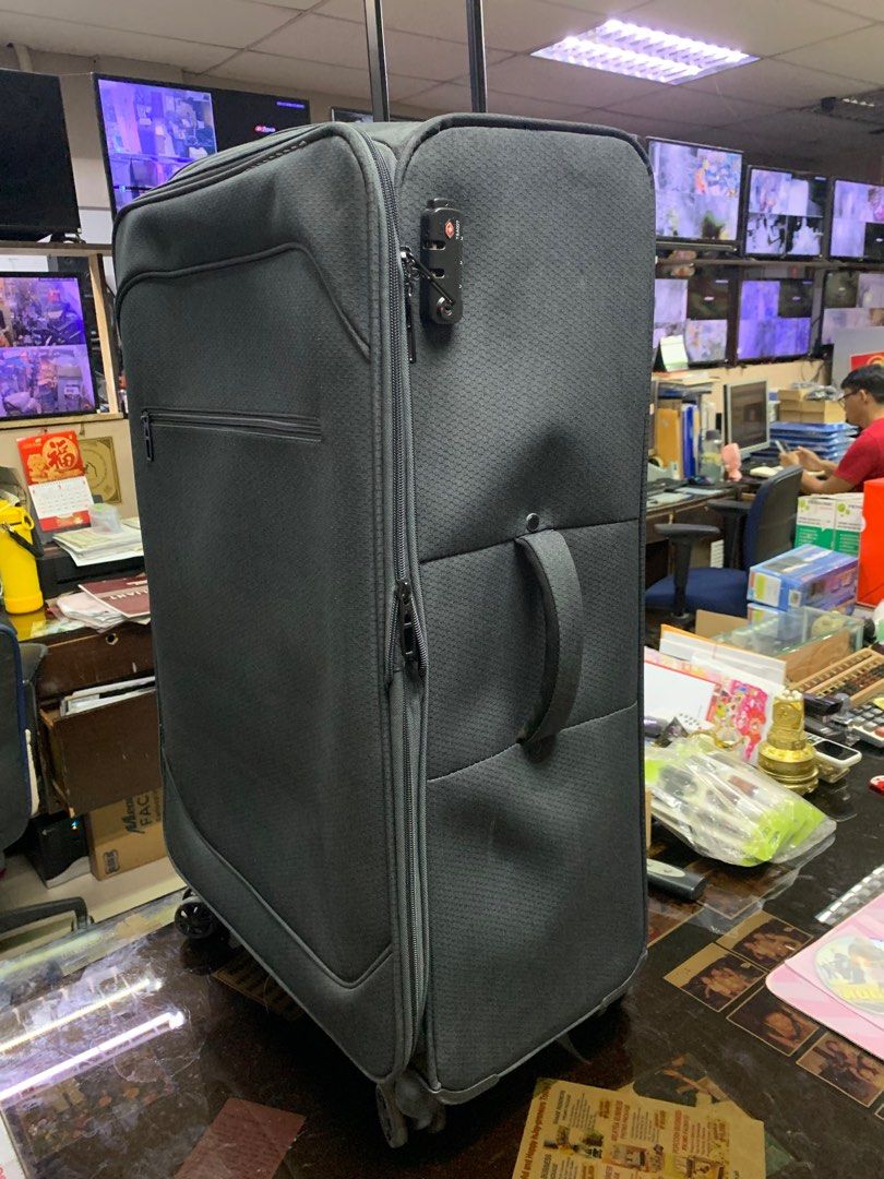 Anko Softcase Extra Large 31Inch Expandable Lightweight Gray Luggage (Category: Luggage) located in Pasay City. Submitted by ayinong168 (Listing ID 1347119238, Image 2). Description: Item is in excellent condition like new lightweight , 360 wheels, tsa lock expandable pm for order.