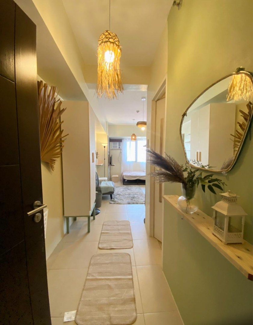 Arca South for Sale (Category: Apartments & Condos) located in Taguig. Submitted by brokerhanstaneo_09178038728 (Listing ID 1347089907, Image 3). Description: Arca South Condominium Tower 3 Studio unit without parking Furnished Sale 5.6Million Floor area 22.88sqm .
