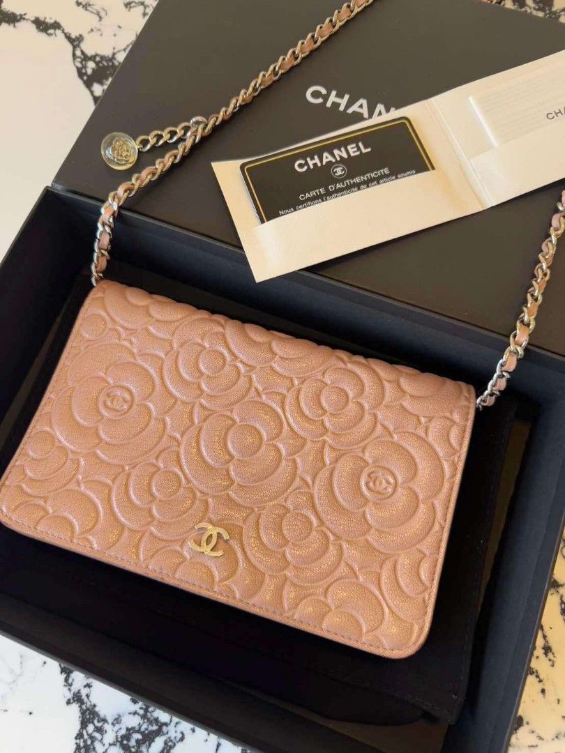 Camelia woc (Category: Luxury Bags & Wallets) located in Butuan. Submitted by jen_pre (Listing ID 1347129476, Image 1). Description: .