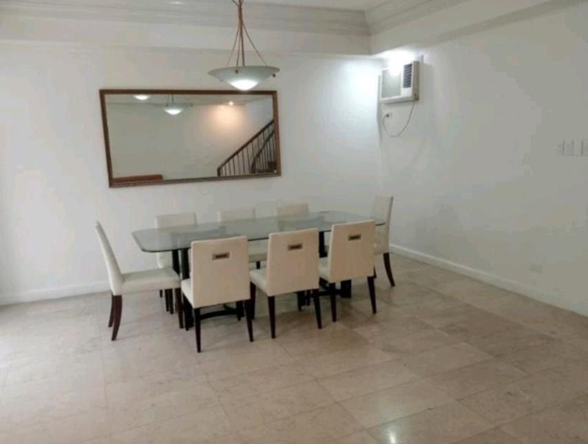 Casa Verde Valle Verde 1 (Category: Townhouse) located in Taguig. Submitted by brokerhanstaneo_09178038728 (Listing ID 1347112231, Image 3). Description: Casa Verde Townhomes, Valle Verde 1, Pasig City backing C5. Lot area 140 sqm., 2 storey's with attic, 3 br, 3 t&b, maids room, 3 parking. PRICE: 50M gross nego.