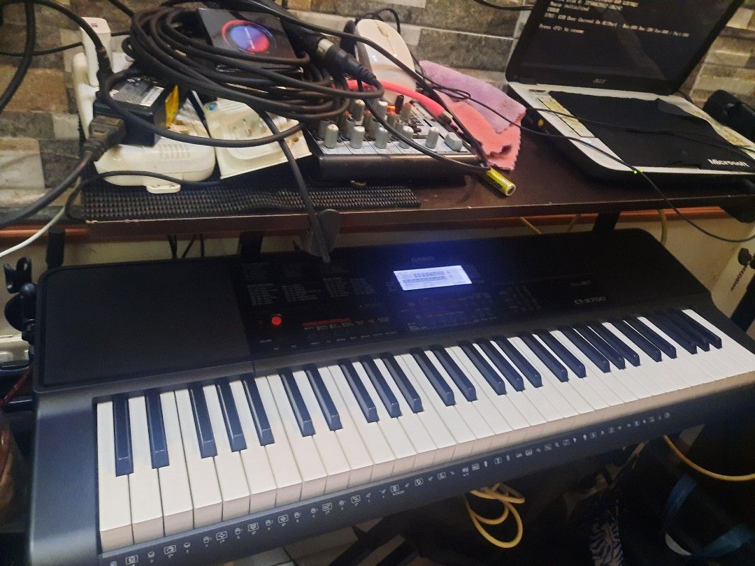 Casio CT X700 piano keyboard (Category: Musical Instruments) located in Malabon City. Submitted by lookingsomething (Listing ID 1347272890, Image 3). Description: Number of Keys. = 61 Touch Response 3 sensitivity levels, off Sound Source = AiX Number of Tones = 600 Number of Rhythms/Patterns 195 Automatic Accompaniment Yes Built-in Songs = 160 Lesson Function Step Up Lesson, Part on/off (Part Select: Right hand, Left hand, Both hands) Recorder [M