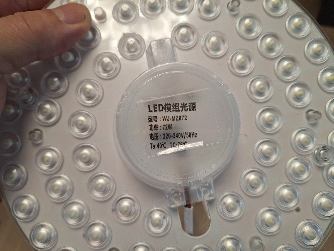 Ceiling light (Category: Interior Styling & Trim) located in Singapore. Submitted by kimyongtan (Listing ID 1347093435, Image 2). Description: brand new. $6 per piece. take all 4, for $20. punggol area.