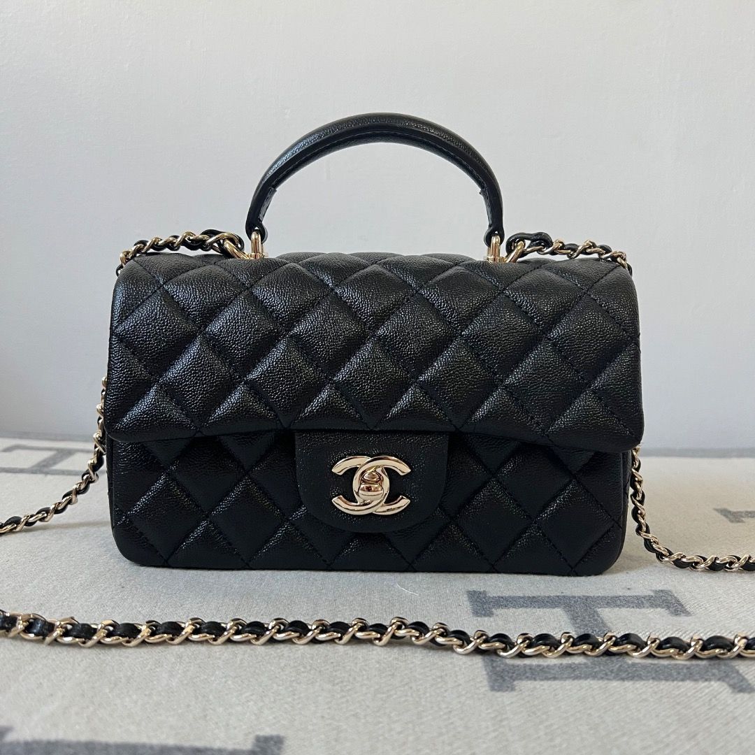 Chanel Mini Rectangular Caviar Flap Bag (Category: Luxury Bags & Wallets) located in Antipolo. Submitted by chanchimj (Listing ID 1322436833, Image 1). Description: • Available on-hand • Ready to ship • what you see is what you get 💯 • actual photos already posted NOTE: ❌ We don’t do meet-ups , due to I have other works to do. ❌ NO RETURN , NO EXCHANGE If in doubt , don’t place order. So we cant waste each other’s time and effort. Please be Resp