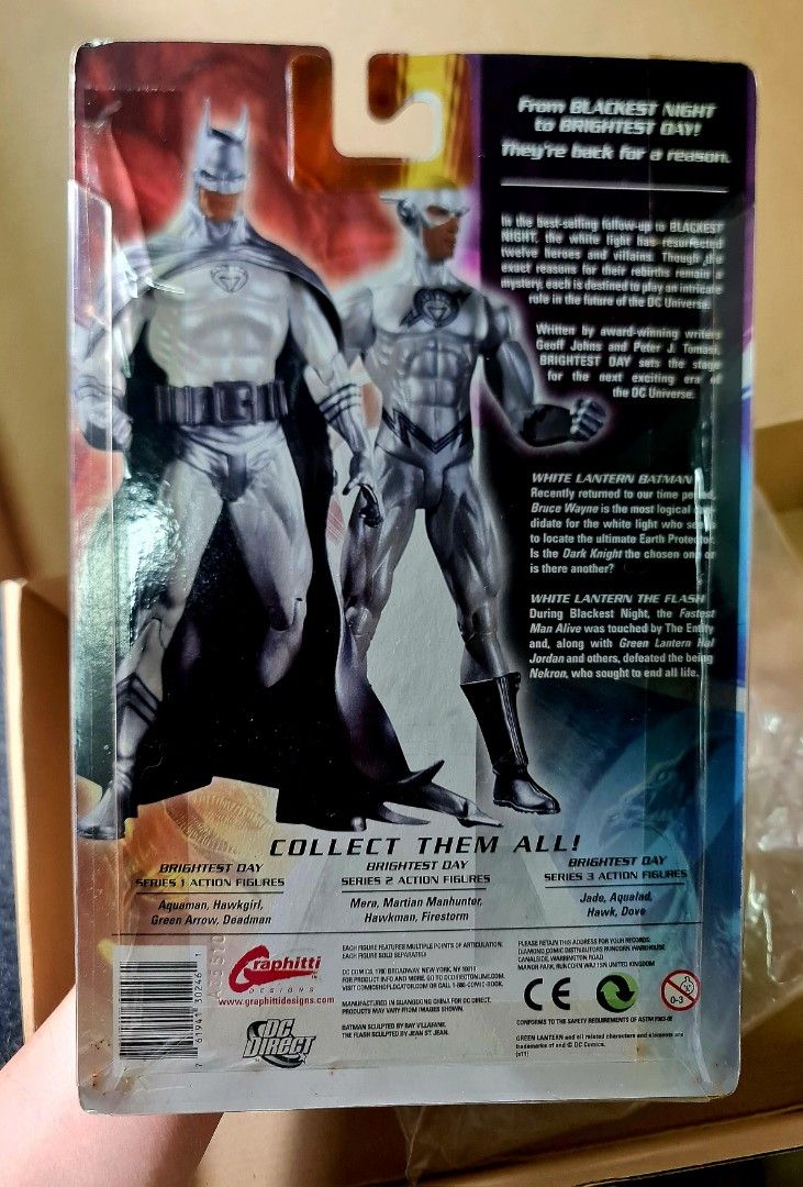 DC DIRECT BATMAN WHITE LANTERN (Category: Figurines & Statues) located in Las Pinas. Submitted by run800 (Listing ID 1347172420, Image 2). Description: DC DIRECT BATMAN WHITE LANTERN VERY RARE BRAND NEW / SEALED 1,000 PIECES ONLY WORLDWIDE BOX IN GREAT CONDITION PLASTIC NO YELLOWING 💯 Location: Laspinas City Payment via: BDO / GCASH Shipping / Lalamove at buyers expense Manage your booking..