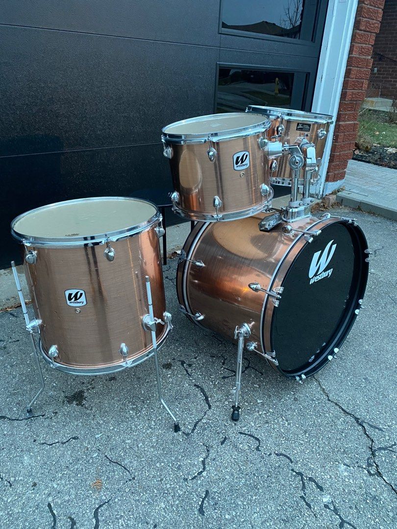 Drum set (Category: Music Instruments) located in Vaughan. Submitted by mashood_m (Listing ID 1347273960, Image 2). Description: •great condition •Westbury brand Includes the following: *bass drum and pedal *floor tom *hi-tom *med tom Location: Weston/ Langstaff .