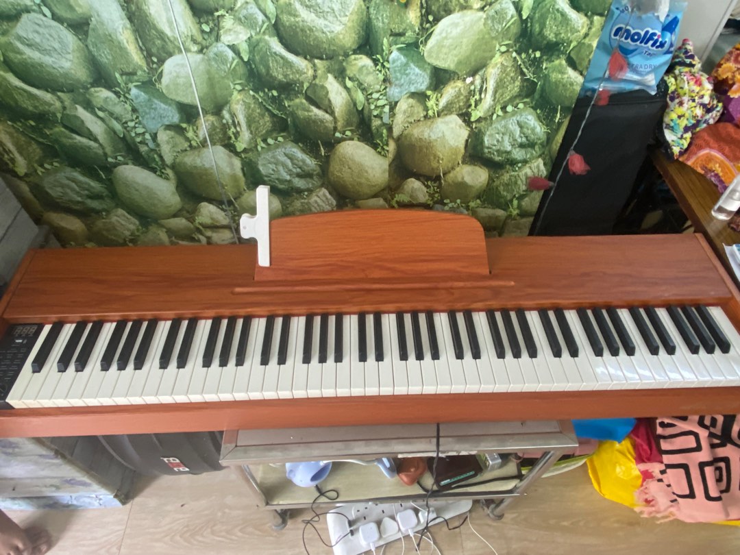 Electrical hammer keys piano, Hobbies & Toys, Music & Media, Musical ...