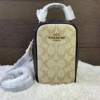 (Category: ) located in . Submitted by lovieauthenticmerchandise (Listing ID 1347090473, Image 1). Description: .