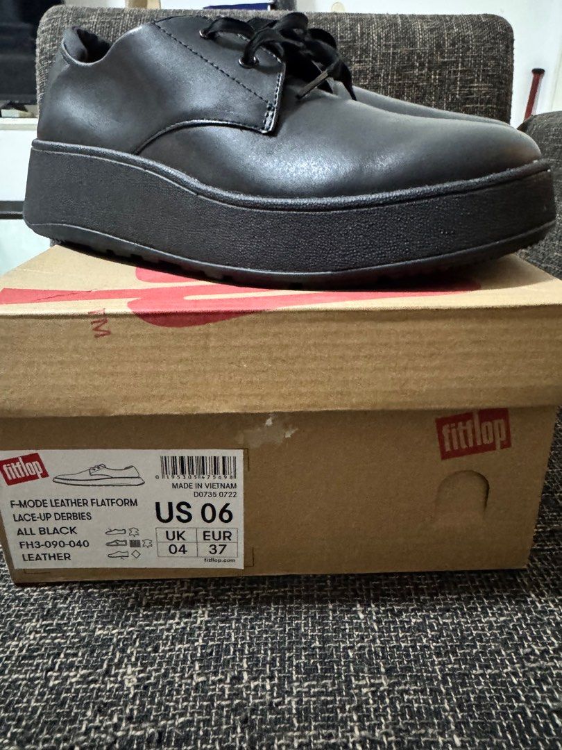 Fitflop F-Mode Leather Flatform (Category: Wedges) located in Marikina City. Submitted by bbbiancsss (Listing ID 1347232324, Image 1). Description: Brandnew Fitflop F-Mode Leather Flatform All Black Women's Size 6 US.