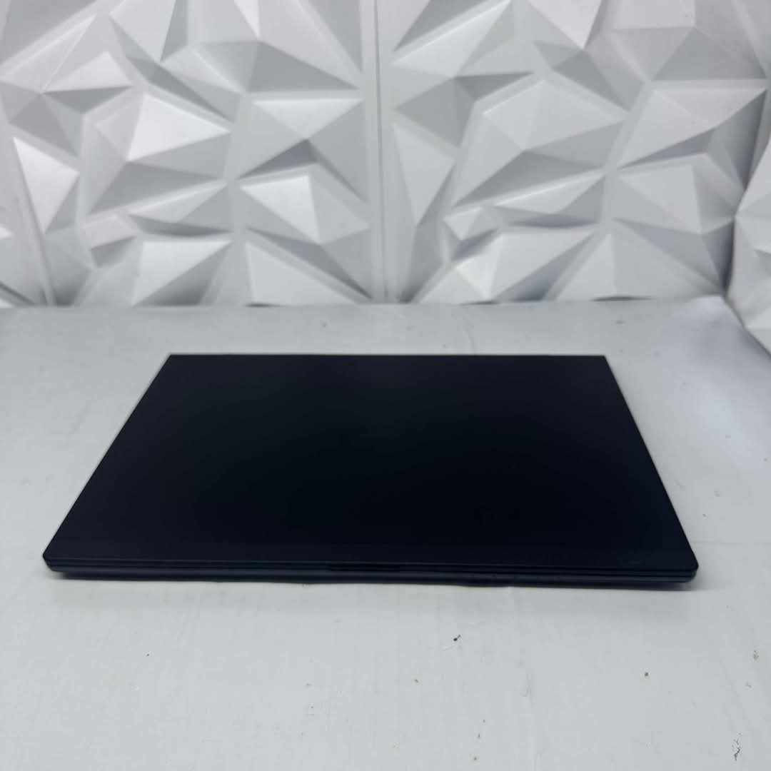 Fujitsu Laptop (Category: Laptops & Notebooks) located in Manila. Submitted by bongsy999mall (Listing ID 1347085284, Image 2). Description: Fujitsu Laptop Lifebook u937/r 13.3"Screen wide Corei5 7300u 2.60Ghz (7thGen.) 8gb ddr4 256gb ssd Built in camera Wifi ready Good battery 📩P.11,500 Pesos Only.