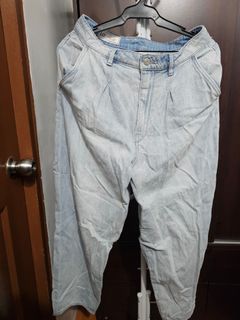 (Category: ) located in . Submitted by ramyeong (Listing ID 1347158173, Image 1). Description: .