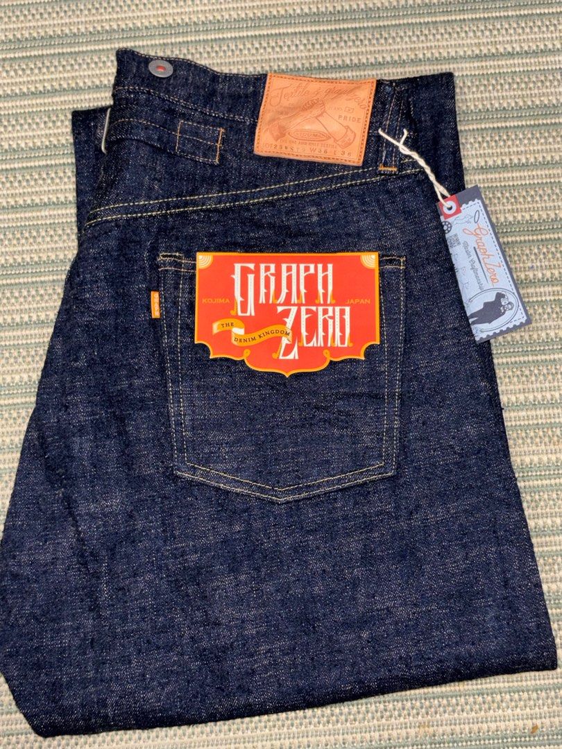 Graphzero Jeans (Category: Jeans) located in Klang. Submitted by dzgallerybundle (Listing ID 1347258205, Image 1). Description: 🇯🇵 GRAPHZERO JEANS 🇯🇵 Cutting Straight Button fly Selvedge Made in Japan 🇯🇵 Tag 36 Manual 34 Labuh 50 Peha 14 Kaki 10 Condition NWT 🏷️ 🔥🔥🔥 Berminat DM RM1k.