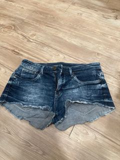 (Category: ) located in . Submitted by xinprelovedshop (Listing ID 1347231545, Image 1). Description: .