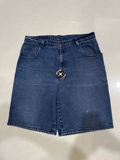 (Category: ) located in . Submitted by thriftmember (Listing ID 1347114856, Image 1). Description: .