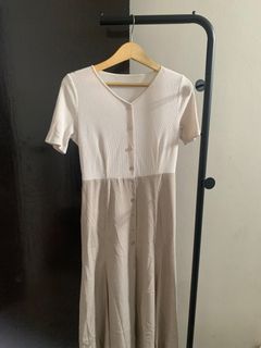 (Kategori: ) berada di . Dikirim oleh mochydeclutter (ID iklan 1347171052, Gambar 1). Deskripsi: .