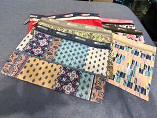 LeSportsac 日本版 Big Size bag 28x21cm 收納袋 - 日本雜誌圖案64215241433346110