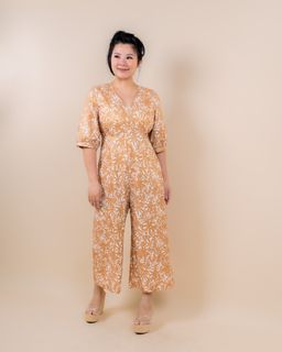 (Category: ) located in . Submitted by ilovedealsg (Listing ID 1347252294, Image 1). Description: .