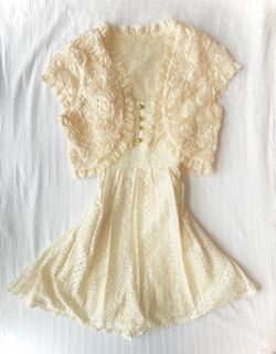 (Category: ) located in . Submitted by lushes.co (Listing ID 1347165209, Image 1). Description: .