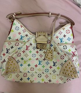 (Category: ) located in . Submitted by itsprettyme (Listing ID 1347236317, Image 1). Description: .