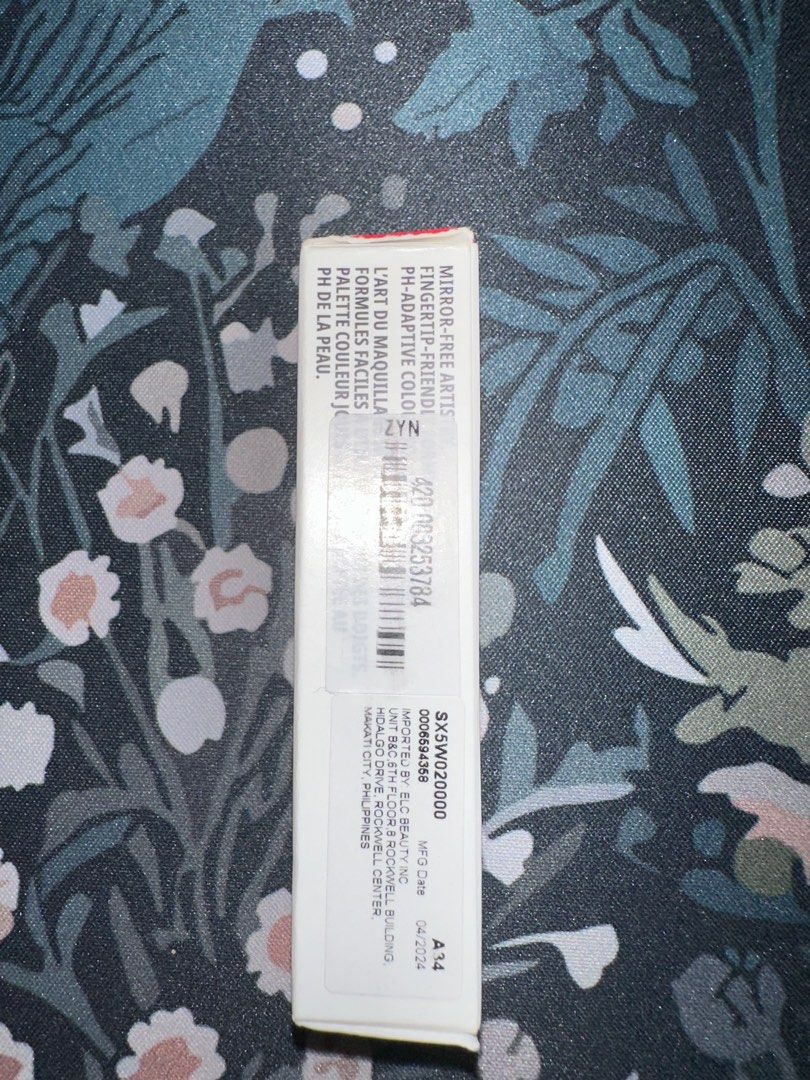 Mac GlowPlay Tinted Lipbalm (Category: Makeup) located in General Santos City (Dadiangas). Submitted by preloved_thingsssz (Listing ID 1347121527, Image 2). Description: Glow Play Tinted Lip Balm Once Used Banter Shade It make's your lip plumper and glowing.