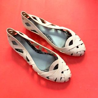 (Category: ) located in . Submitted by urbanwear (Listing ID 1347211849, Image 1). Description: .