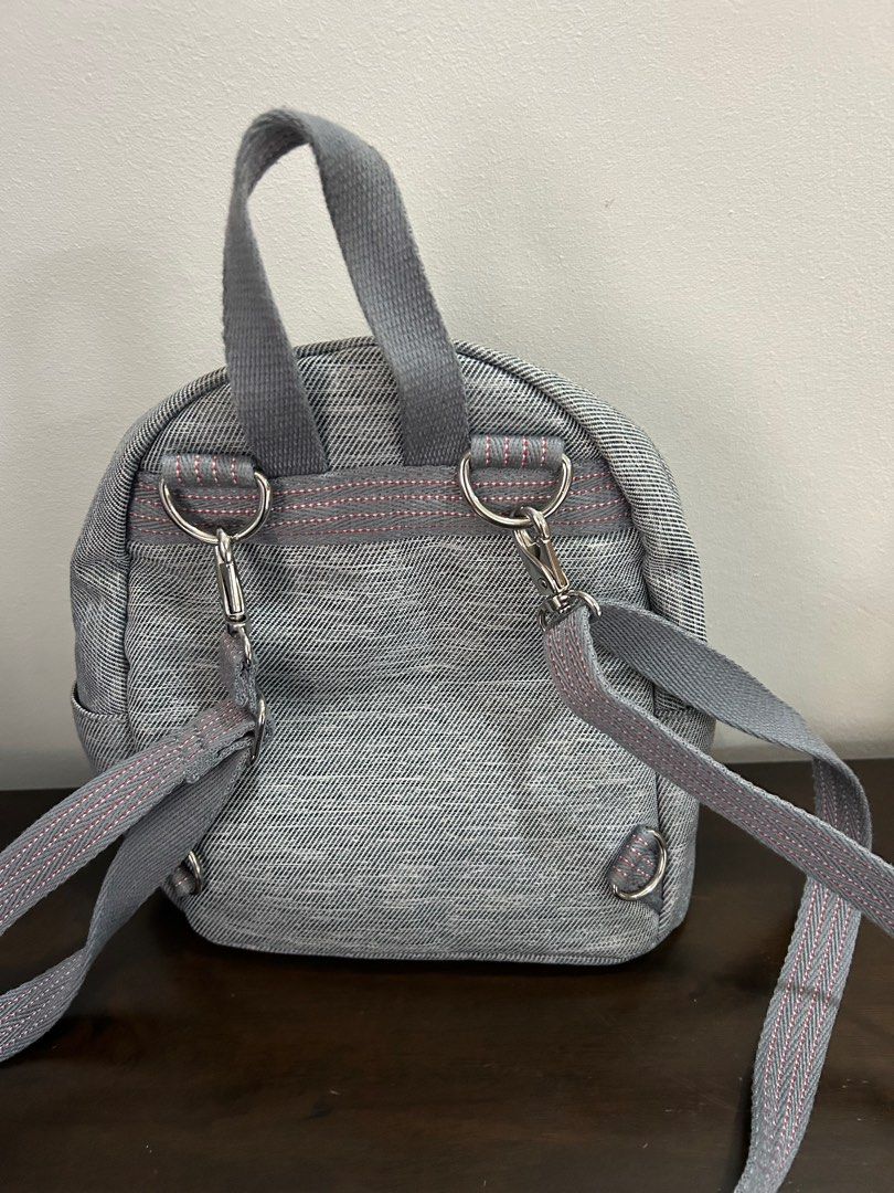 Kipling Mini Backpack (Category: Backpacks) located in Singapore. Submitted by dinofamily (Listing ID 1347152329, Image 2). Description: .
