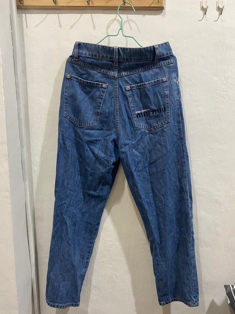 Miu Miu Spring Summer 2019 Jeans (Category: Jeans) located in Legazpi City. Submitted by shopflorence (Listing ID 1347214274, Image 2). Description: Authentic! Has all the wash tags fits 26-27 (tag 24) issue can be seen in the photos but not that noticeable .