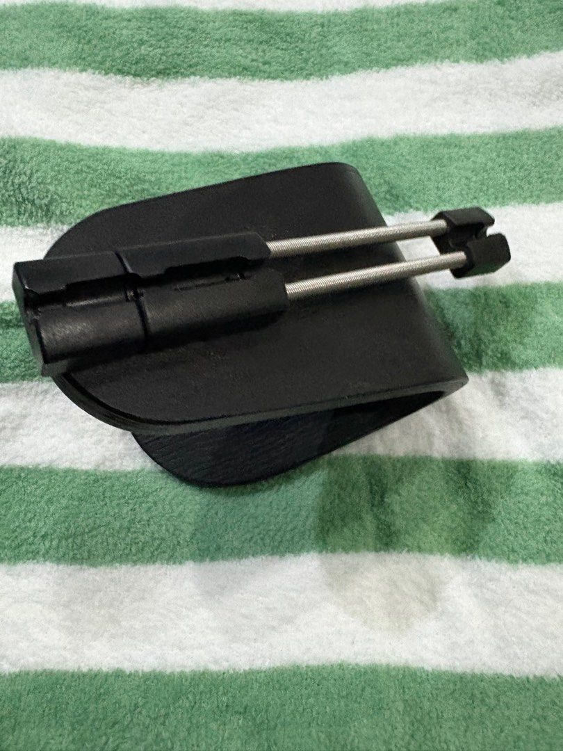 Mouse Bungee (Ikea) (Category: Mouse & Mousepads) located in Mandaluyong City. Submitted by ratedthrifts (Listing ID 1347090165, Image 2). Description: 10/10 - used only for a week RFS: Switched to wireless.
