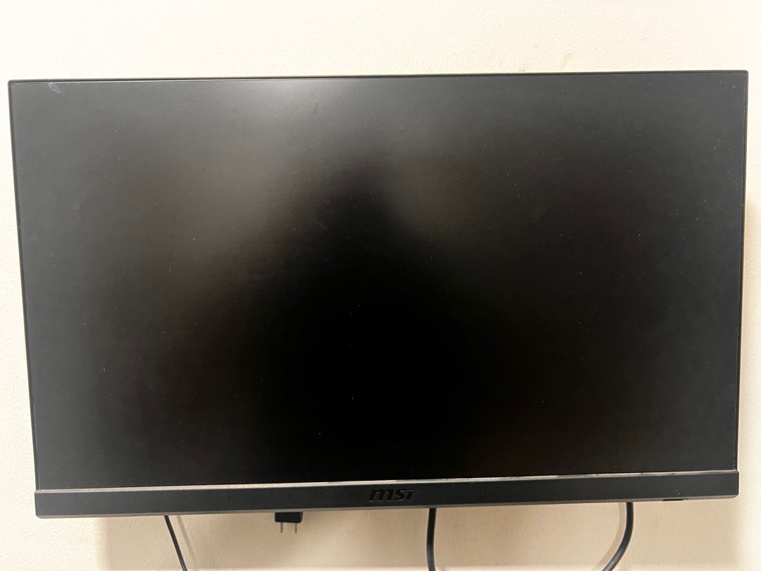 Msi 24" monitor (Category: Monitor Screens) located in Manila. Submitted by justasellerinncr (Listing ID 1347237743, Image 1). Description: Di na po nagagamit nakatambak nalang. Mint condition pa and perfectly working 10/10 No stand Free wall mount 75hz.