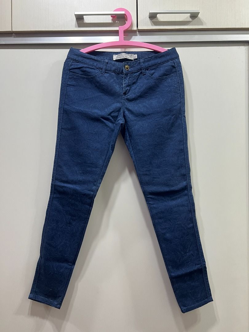 (negotiable) Authentic Giordano Jeans Size 28 (Category: Jeans) located in Manila. Submitted by aaelc (Listing ID 1347240787, Image 1). Description: (negotiable) Authentic Giordano Jeans Size 28 RFS: not using anymore.