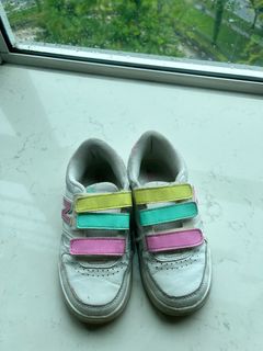 (Category: ) located in . Submitted by phoebezzz (Listing ID 1347105494, Image 1). Description: .